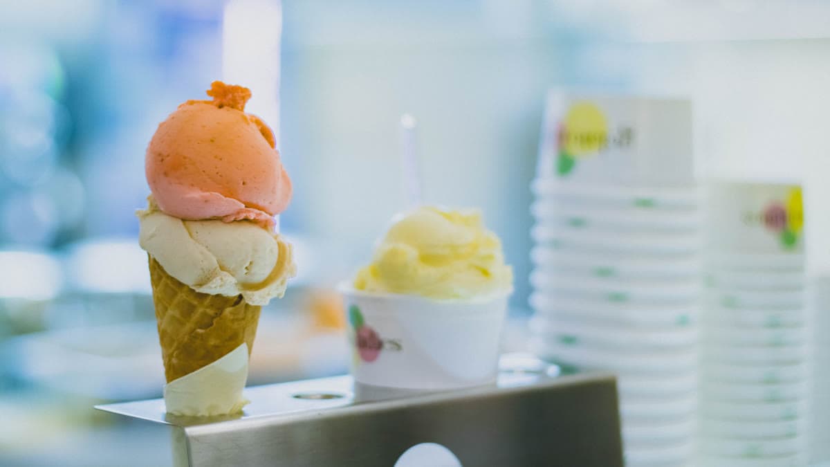 Bir dondurma dükkânında sunulan gelato külahı (temsilî görsel)