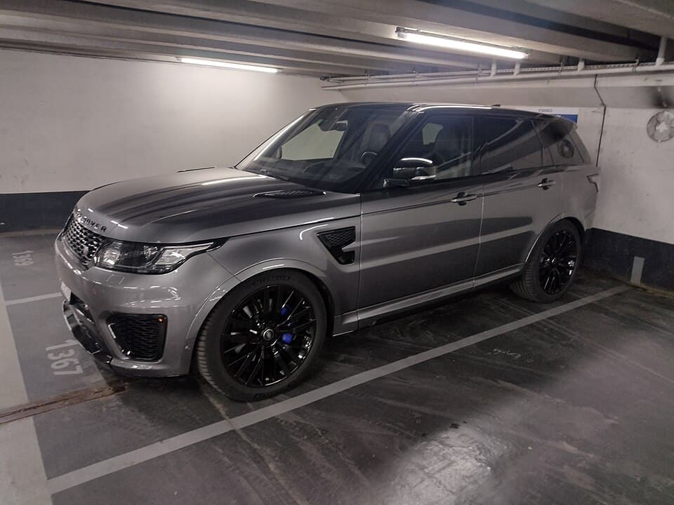 Range Rover Sport (temsilî görsel — JLR markası)