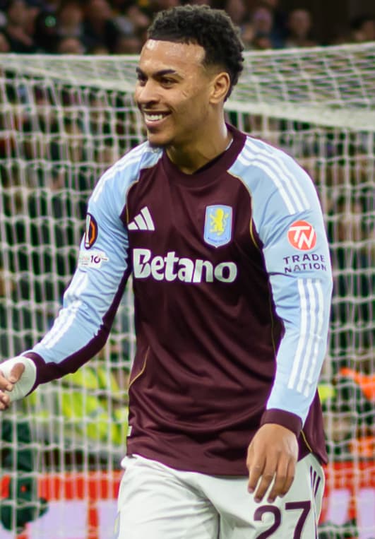 Morgan Rogers, Aston Villa forması ile — Chelsea'nin 117 milyon sterlinlik hedefi