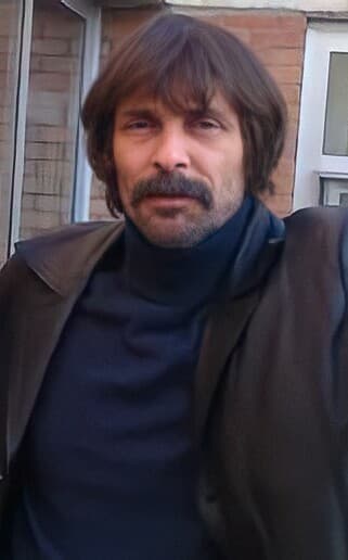 Erdal Beşikçioğlu