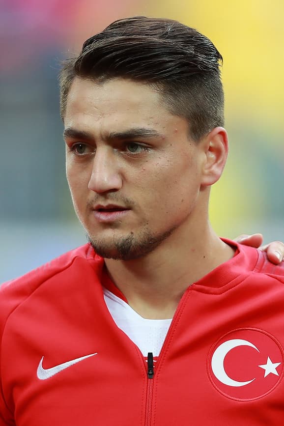 Cengiz Ünder, A Millî Takım eşofmanıyla maç öncesi (2018 arşiv görüntüsü)