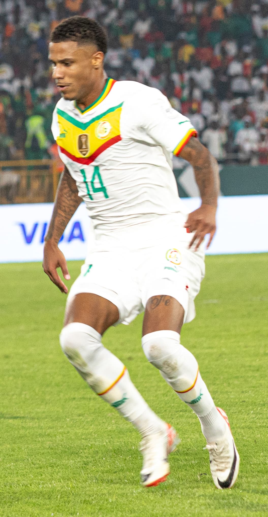 Ismail Jakobs bir milli maçta