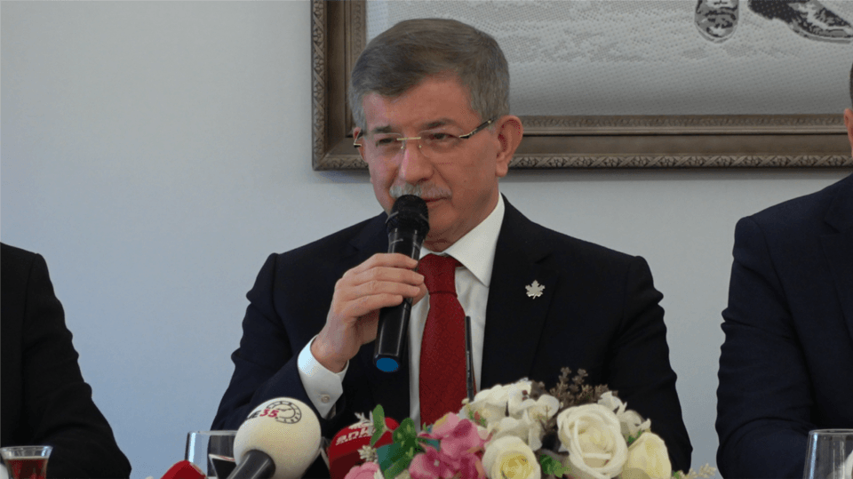 Ahmet Davutoğlu
