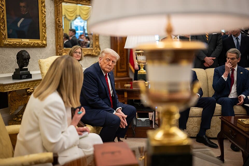 President Donald Trump holds a bilateral meeting with Prime Minister Giorgia Meloni of Italy (54460293433) President Donald