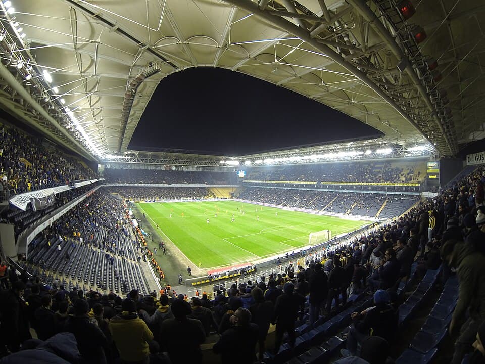 Fenerbahçe'nin stadı Şükrü Saracoğlu (Chobani Stadyumu) — Gonzalo Garcia transfer iddiası için temsilî görsel