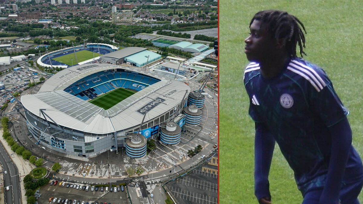 Solda Manchester City'nin Etihad Stadyumu, sağda Leicester City forması ve 28 numarayla Jeremy Monga — genç kanat oyuncusu City'ye transfer oldu